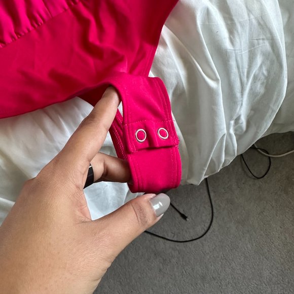 NWT Express Hot Pink Surplice Dolman Short Cuffed Sleeve Bodysuit Top - Picture 3 of 3